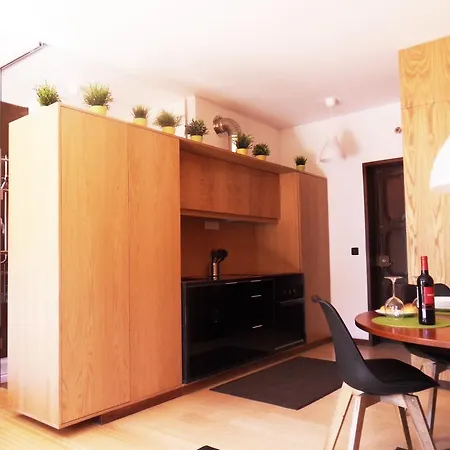 Studio Guimaraes بيت ضيافة *
